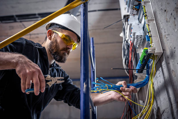 Best Licensed Electrician  in New Berlin, WI